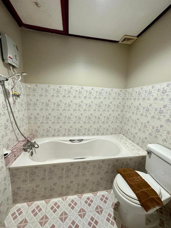 费塞凡恩酒店 巴色 外观 照片