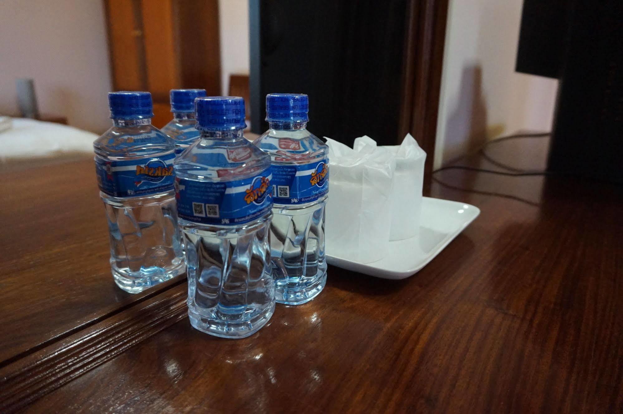 费塞凡恩酒店 巴色 外观 照片